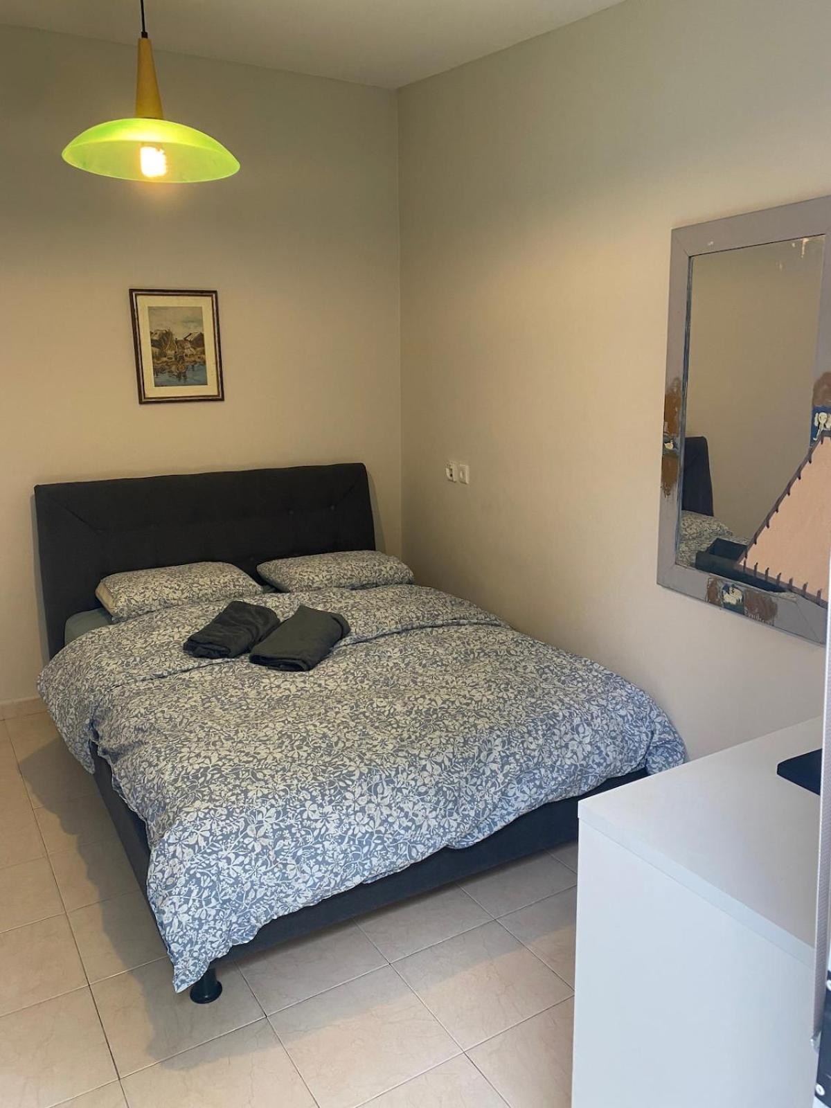 דירת גן מרווחת במיקום מעולה עם נטפליקס חינמי Apartment Ma'ale Adumim Exterior photo